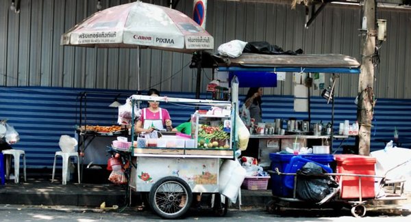 Lg quel avenir streetfood bangkok 768x514